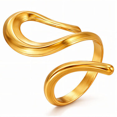 Elegant Gold Wave Ring